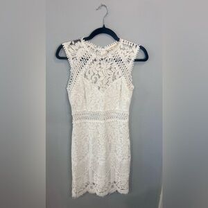 🤩”Main Strip” Gorgeous Ivory Lace Sleeveless Lined Mini Dress